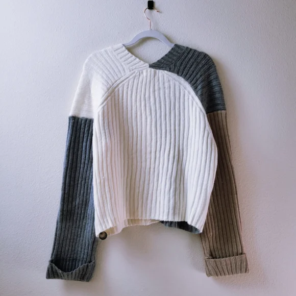 Francesco Ribbed Button Front Colorblock Cardigan - Picture 7 of 8